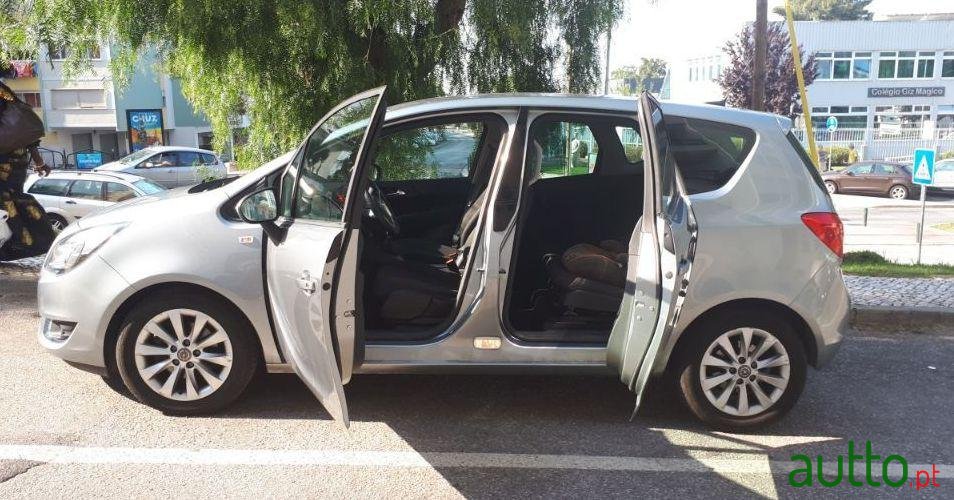 2014' Opel Meriva photo #2
