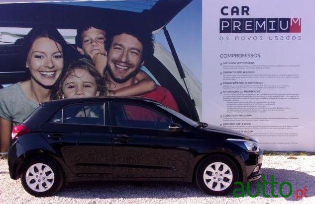 2015' Hyundai i20 1.1 Crdi Access photo #2