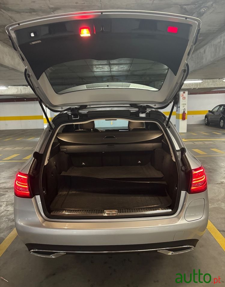 2020' Mercedes-Benz C 300 De Avantgarde photo #6