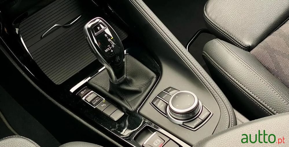 2021' BMW Série X 16 D Sdrive Auto photo #2