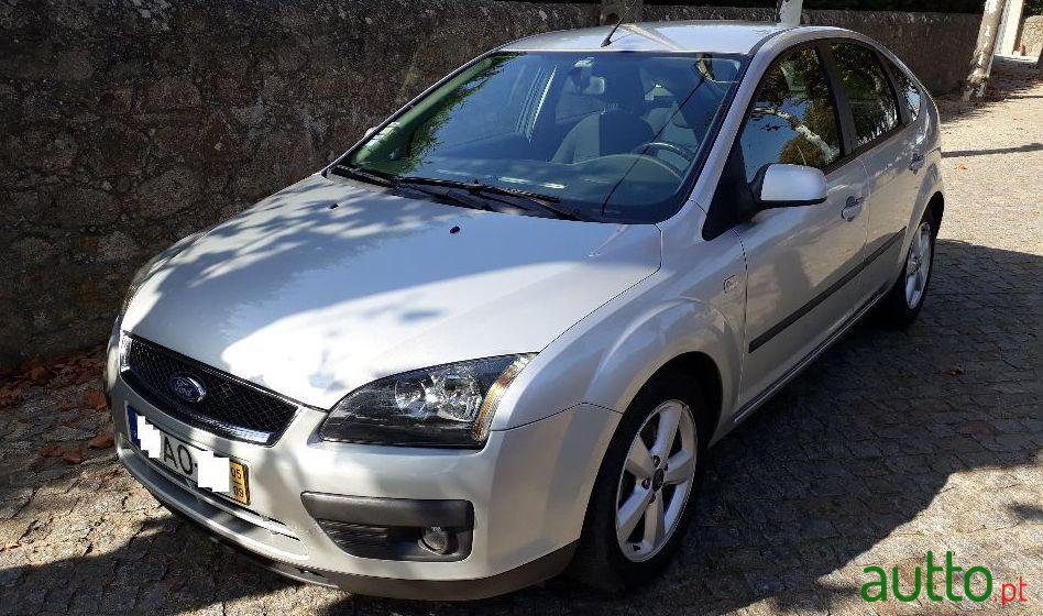 2005' Ford Focus Tdci photo #2