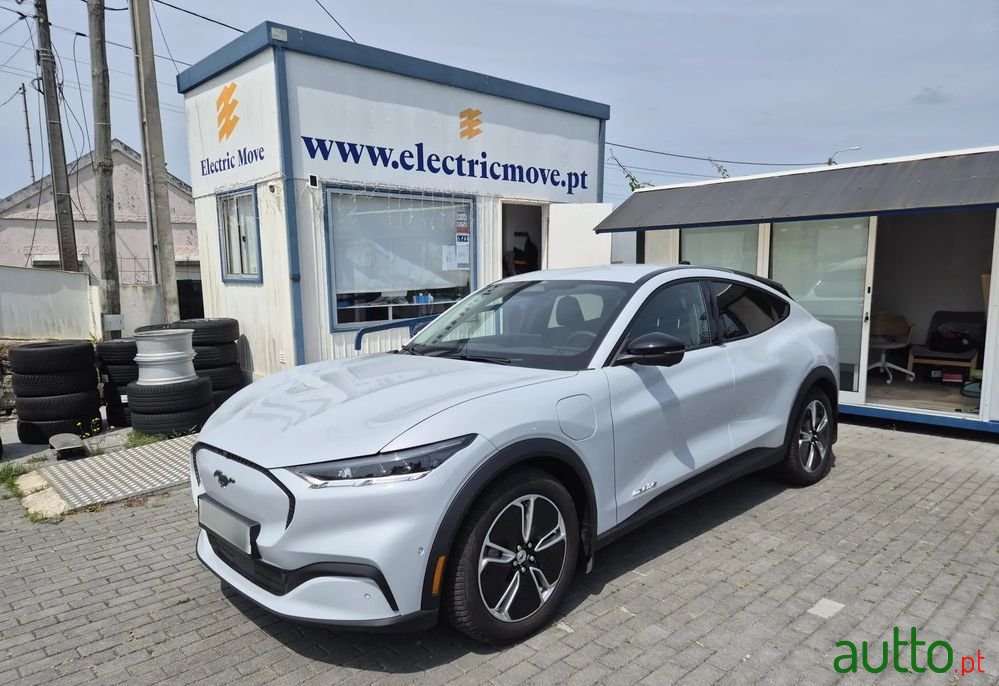 2024' Ford Mustang Mach-E photo #1