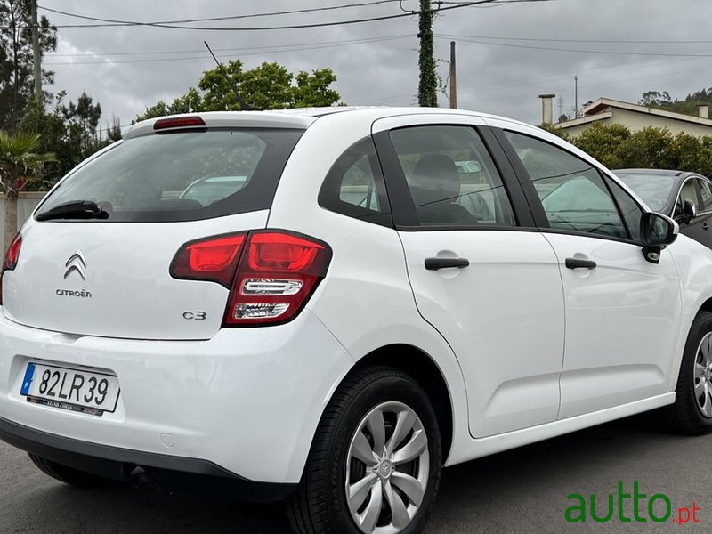 2011' Citroen C3 photo #3