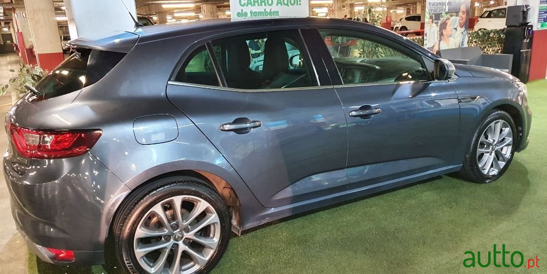 2016' Renault Megane photo #4