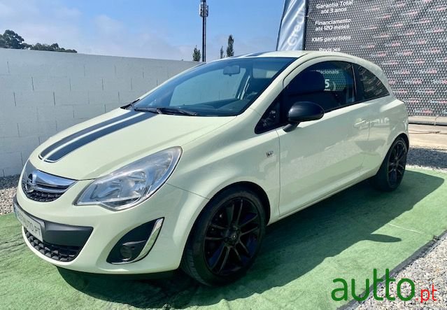 2011' Opel Corsa photo #1