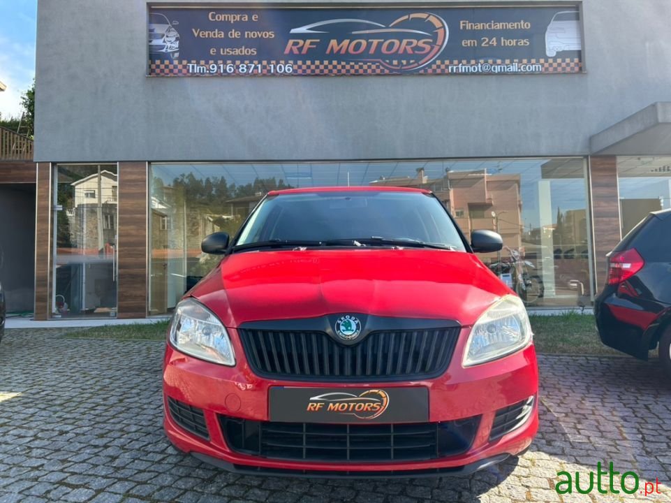 2010' Skoda Fabia photo #3