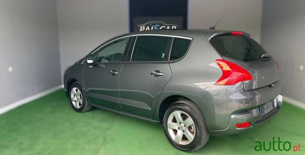2013' Peugeot 3008 photo #4
