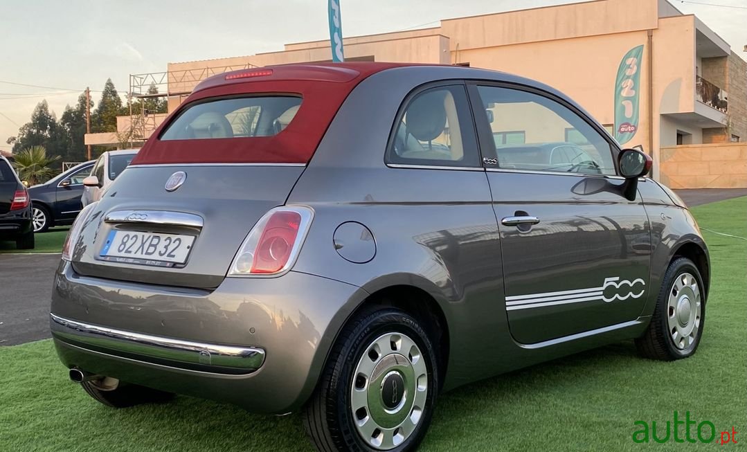 2011' Fiat 500 C photo #4