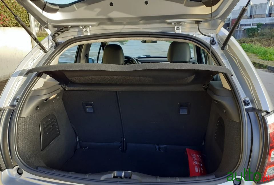 2016' Citroen C3 photo #6