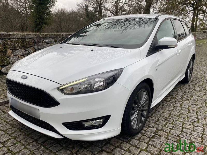 2017' Ford Focus Sw photo #1