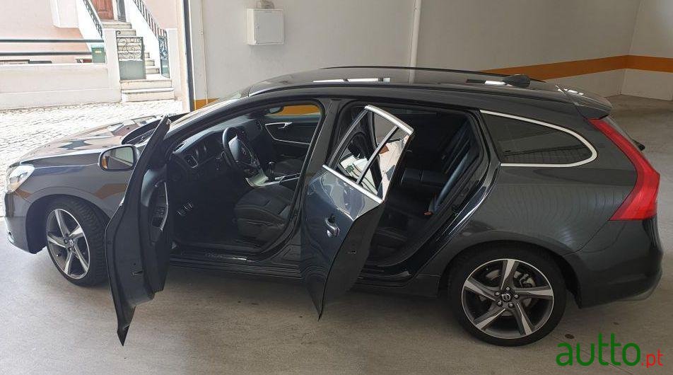 2013' Volvo V60 photo #1