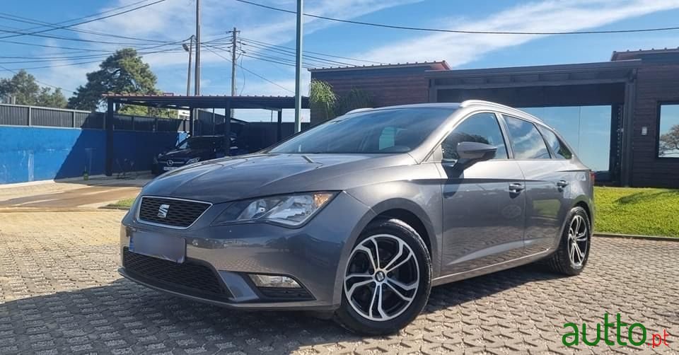 2014' SEAT Leon St photo #1