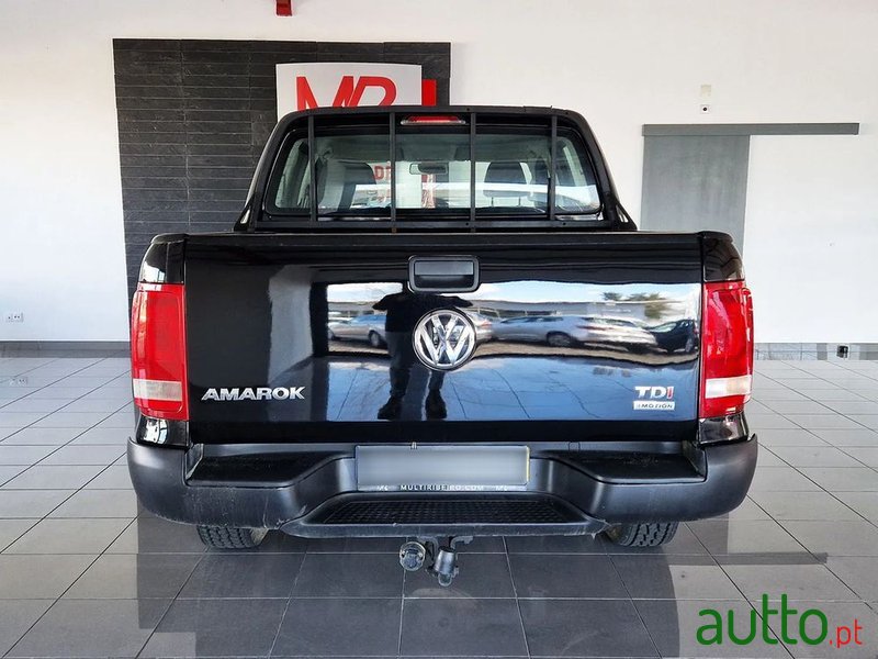 2015' Volkswagen Amarok photo #4