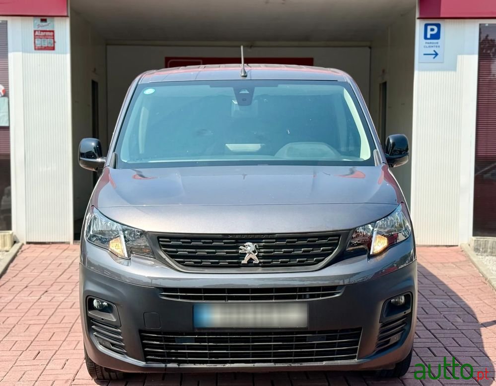 2023' Peugeot E-Partner photo #1