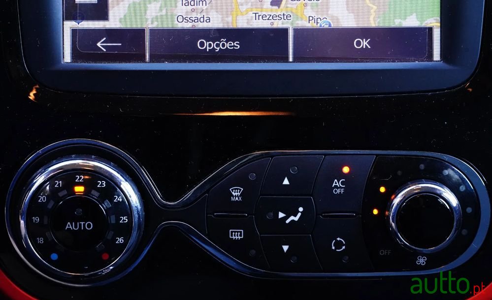 2014' Renault Captur photo #5