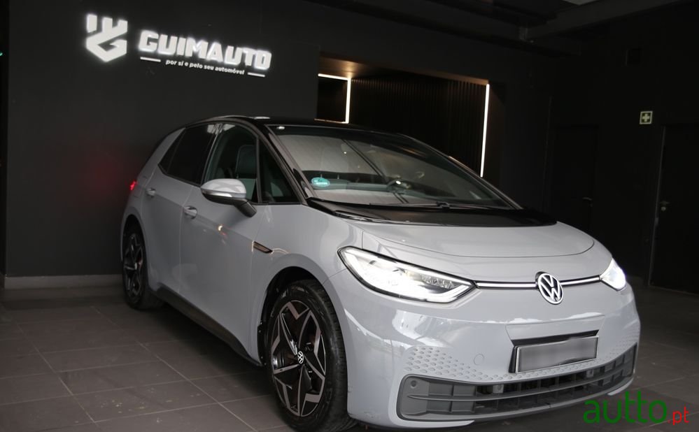 2022' Volkswagen ID.3 photo #2