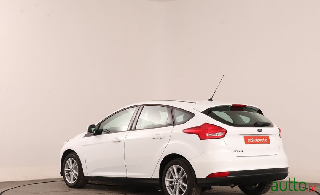 2015' Ford Focus photo #5