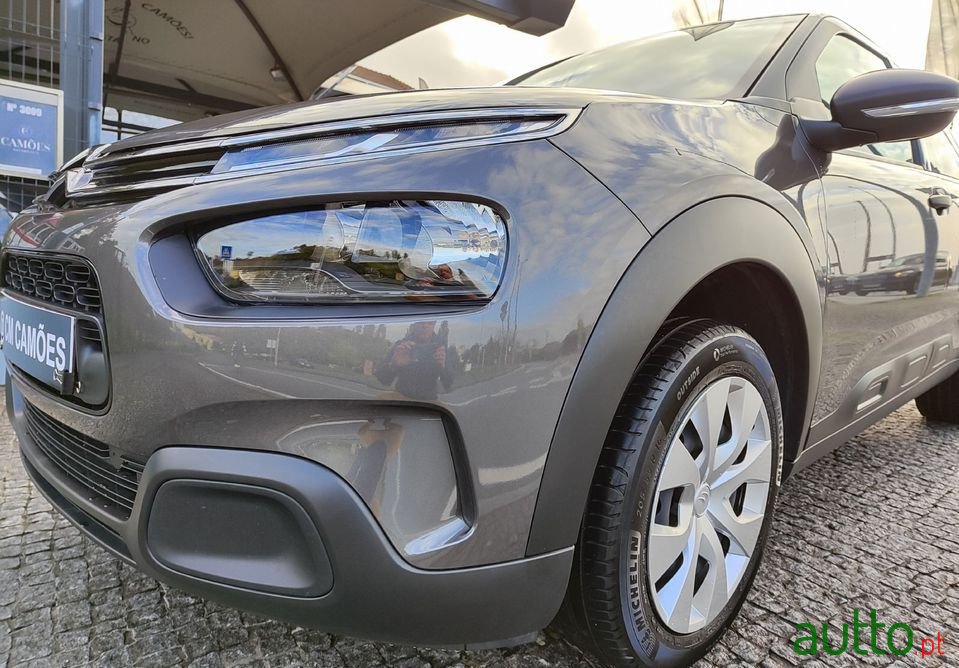 2018' Citroen C4 Cactus photo #6