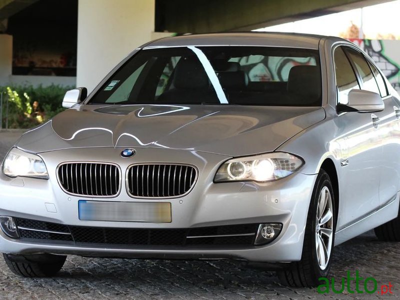 2013' BMW Série 5 D Line Luxury photo #2