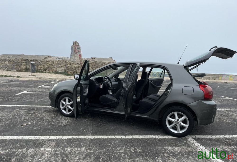 2004' Toyota Corolla 1.4 Vvt-I Sol photo #6