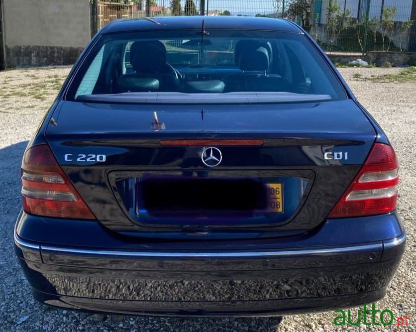 2006' Mercedes-Benz C-220 photo #4