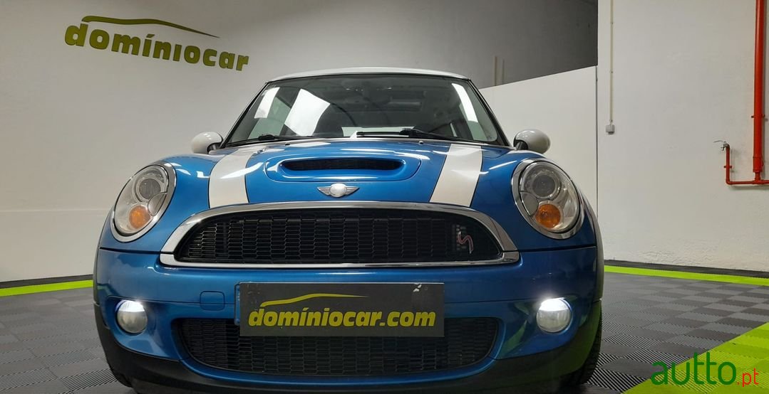 2007' MINI Cooper photo #2