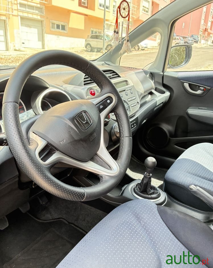 2009' Honda Jazz photo #5
