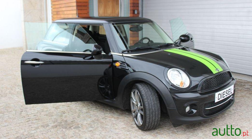 2012' MINI Cooper photo #1