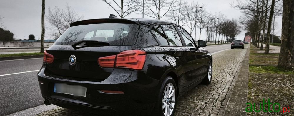 2019' BMW Série 1 D photo #2