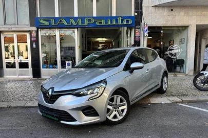2020' Renault Clio