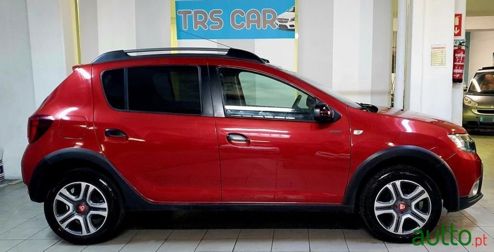 2019' Dacia Sandero Stepway photo #1