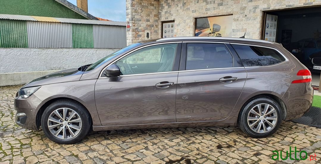 2014' Peugeot 308 Sw photo #4
