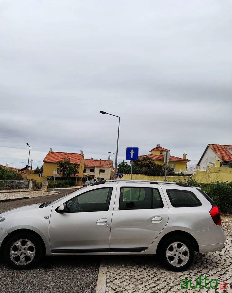 2014' Dacia Logan Mcv photo #5