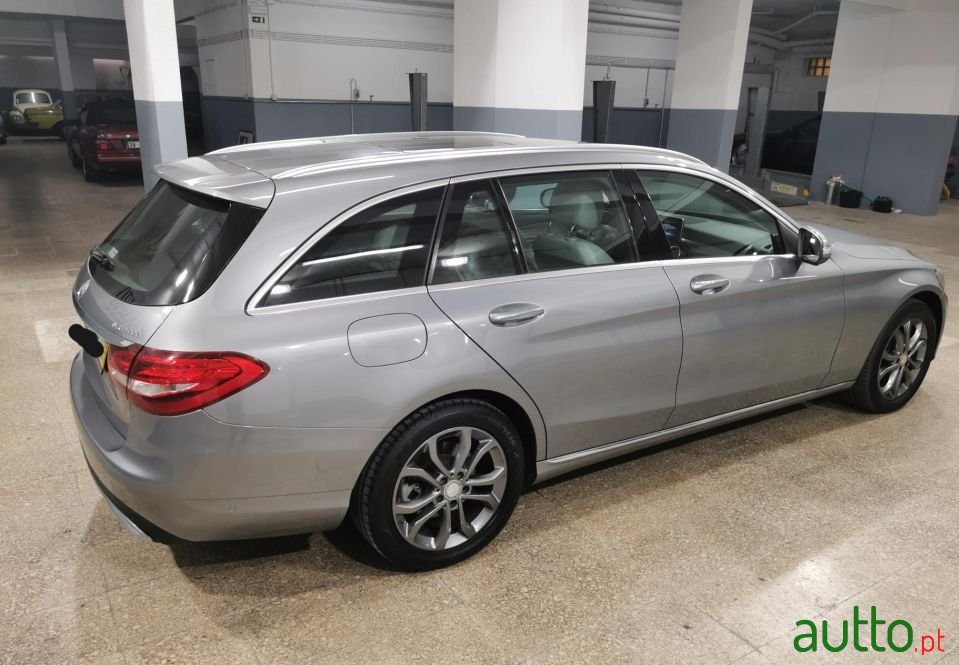 2014' Mercedes-Benz C-220 photo #4