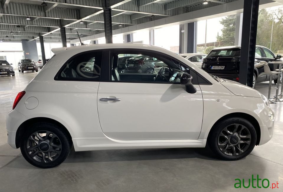 2021' Fiat 500 photo #4
