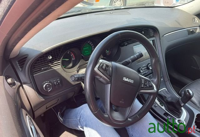 2011' Saab 9-5 photo #5