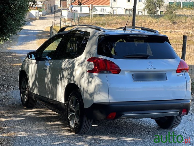 2013' Peugeot 2008 photo #5