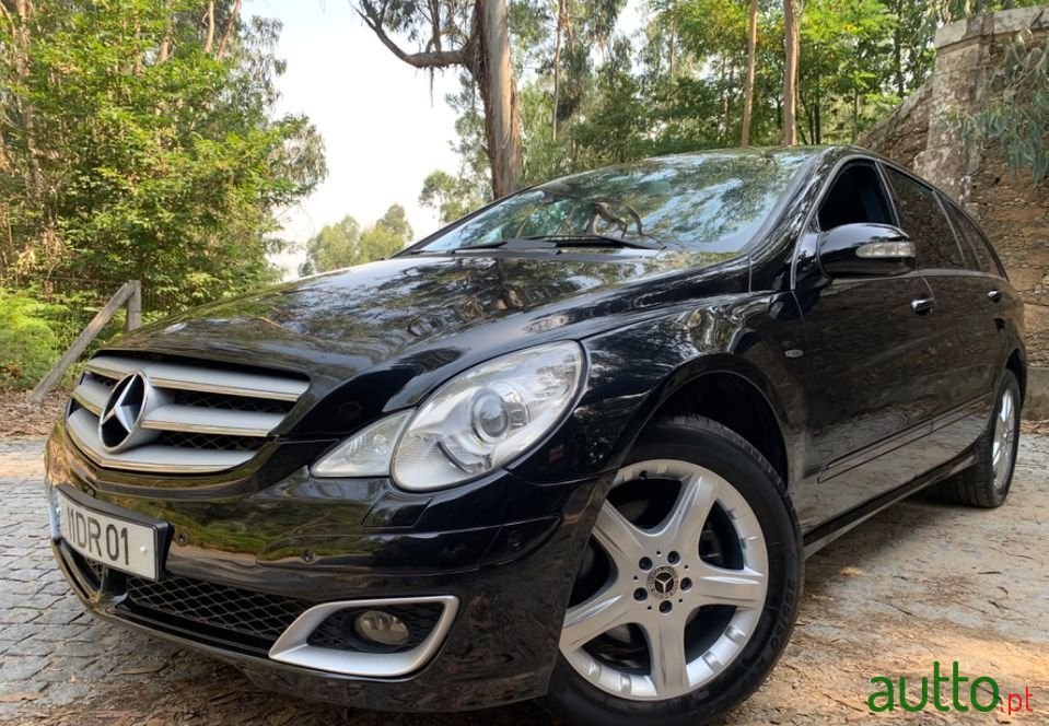 2007' Mercedes-Benz R-320 photo #1