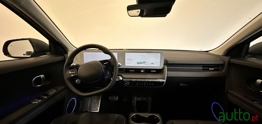 2024' Hyundai Ioniq 5 photo #6