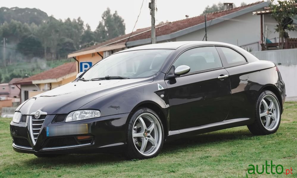 2007' Alfa Romeo GT 1.9 Jtd M-Jet Q2 photo #3