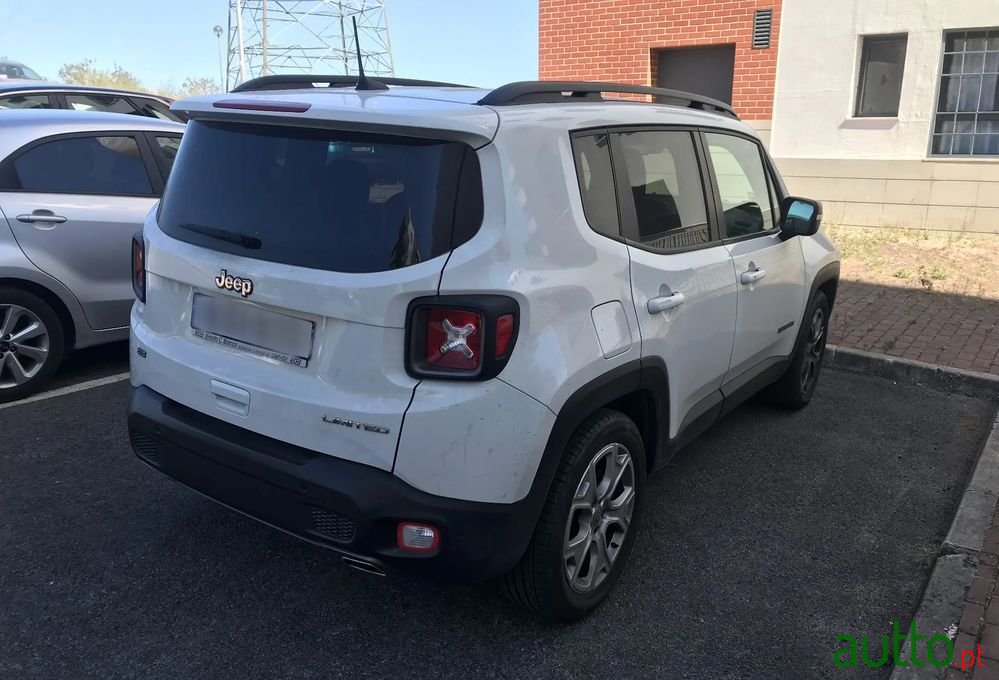 2020' Jeep Renegade 1.0 T Limited photo #3