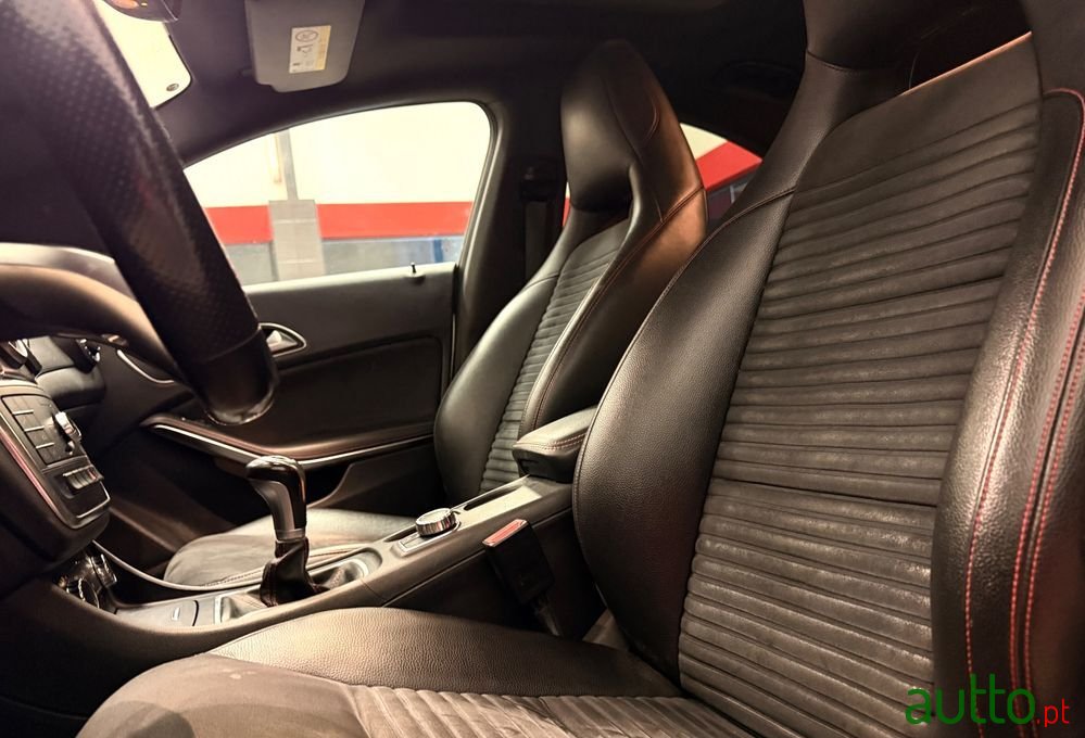 2015' Mercedes-Benz Classe Cla photo #6