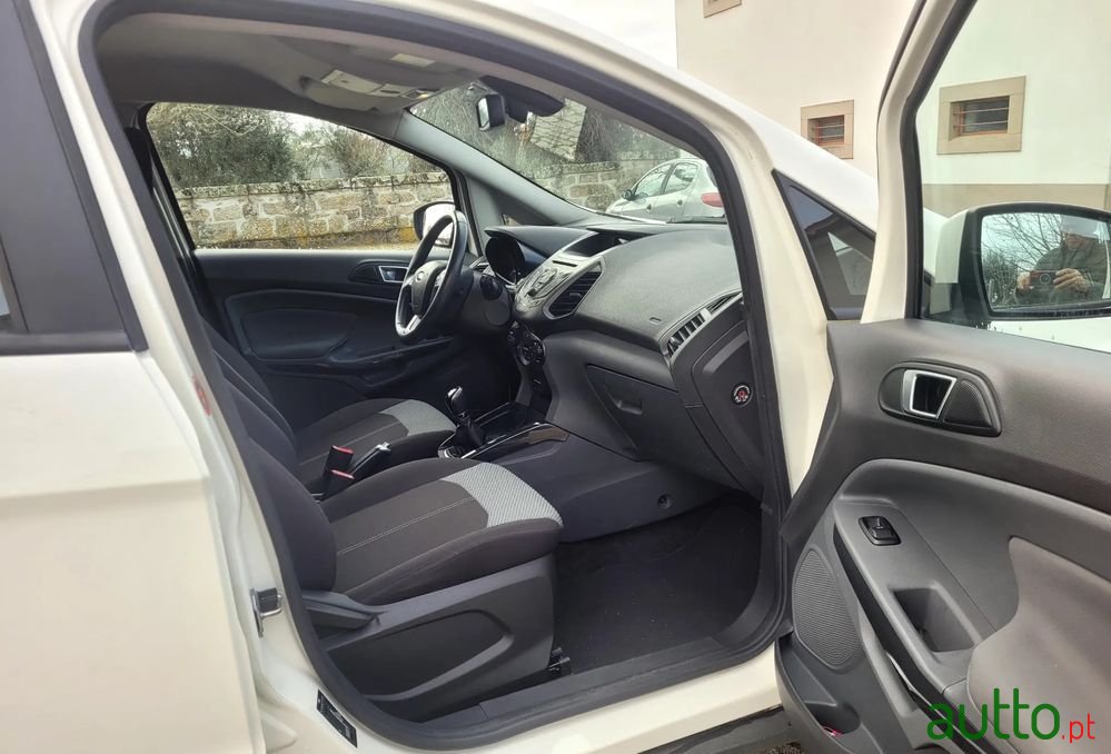 2014' Ford EcoSport photo #5