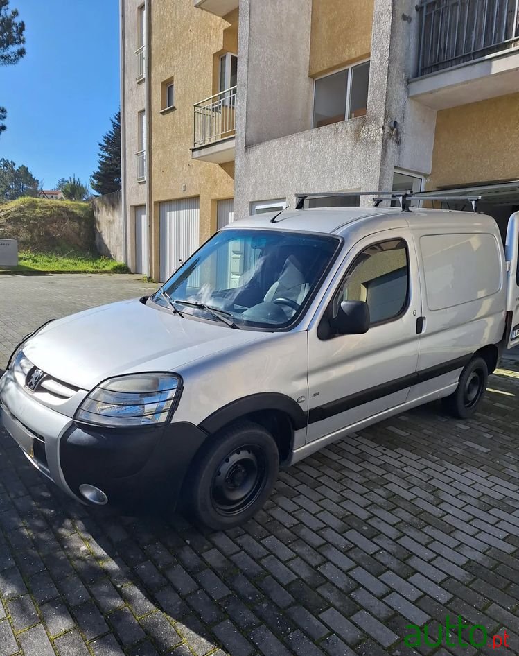 2007' Peugeot Partner 1.6 Hdi Vtc photo #2