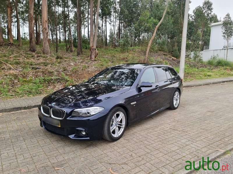 2015' BMW 520 D Pack M Auto photo #1