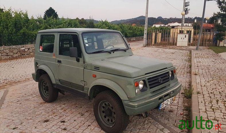 2003' Suzuki Samurai Nairobi photo #1