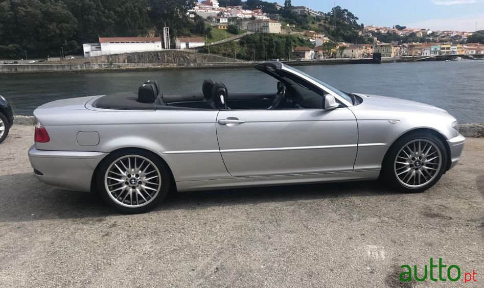 2004' BMW 318 photo #2