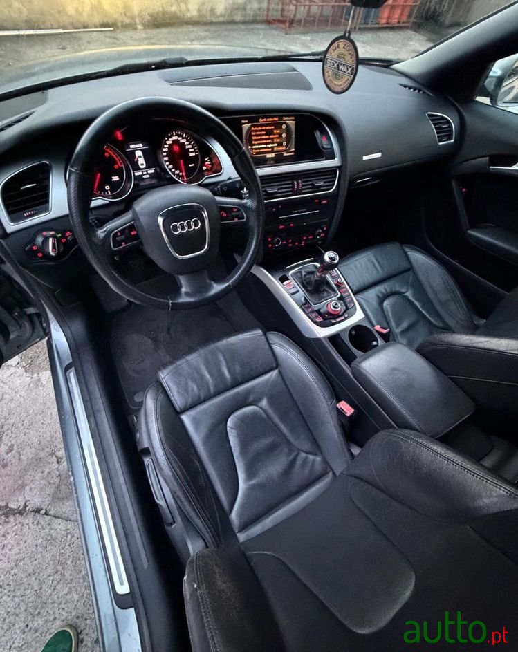 2009' Audi A5 2.0 Tdi photo #6