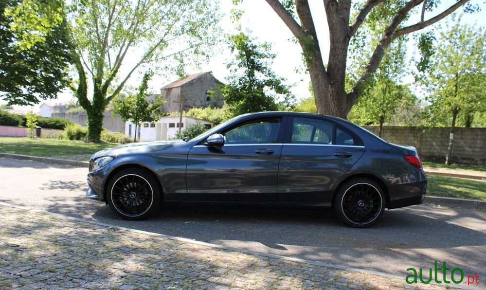 2015' Mercedes-Benz Classe C photo #6