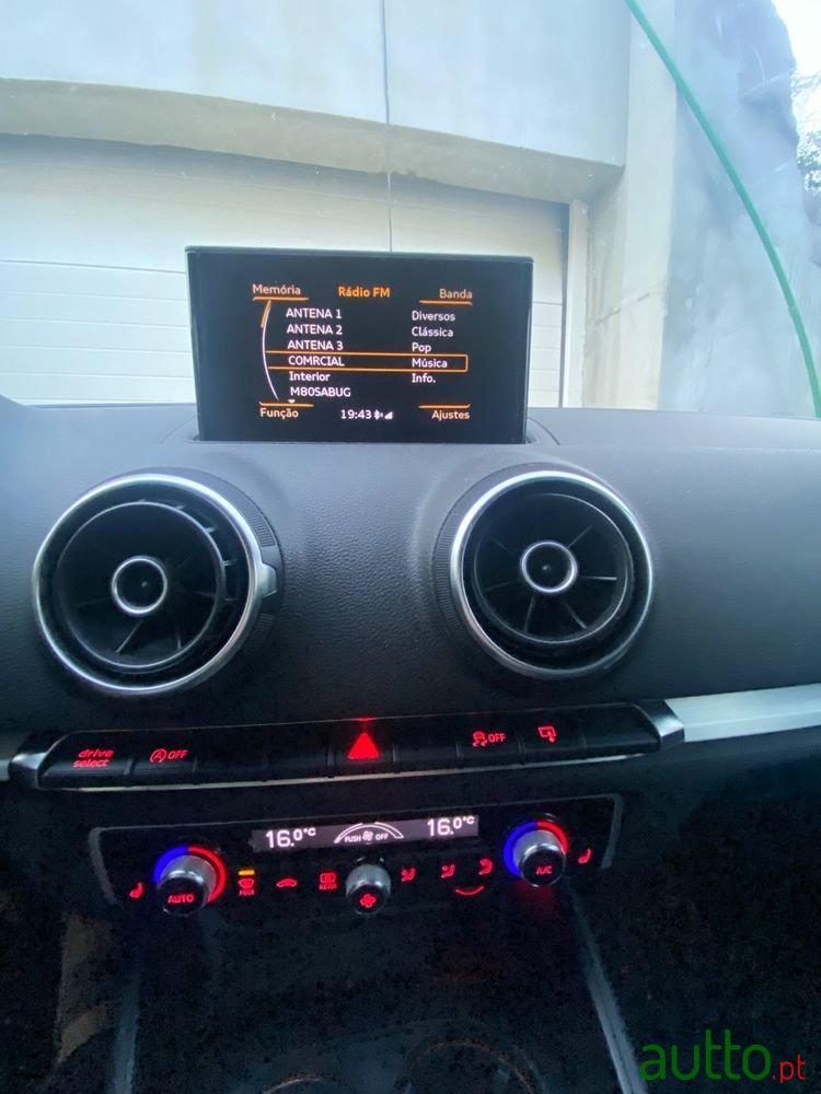 2014' Audi A3 1.6 Tdi S Line Sport Pack photo #6